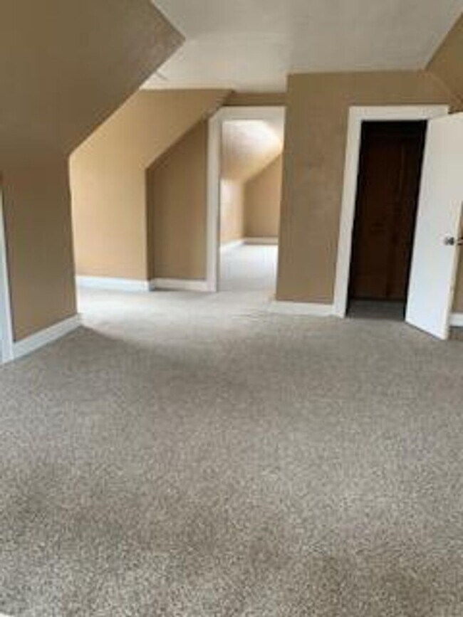 Primary Photo - Adorable 3 Bedroom Home