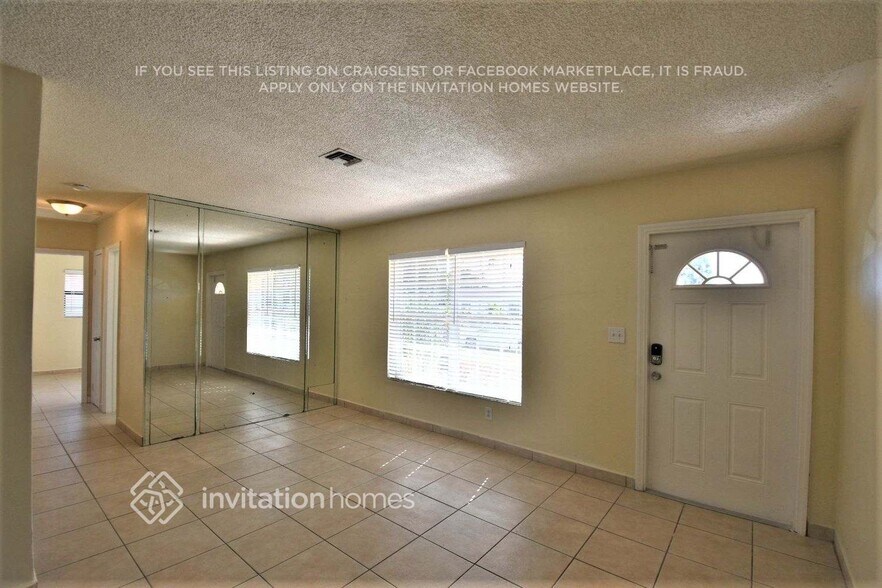 Building Photo - 4921 NW 170th St