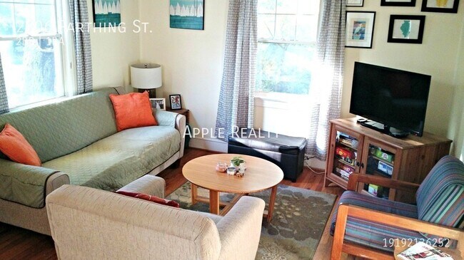 Building Photo - 2806 Farthing St