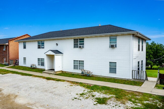 Building Photo - 1101-1109 S Camden St