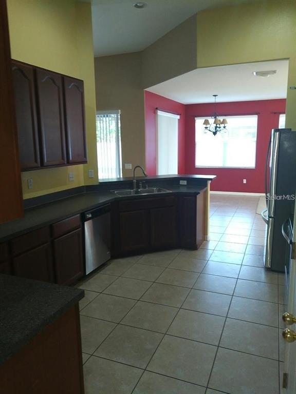 Building Photo - 5804 Justicia Loop