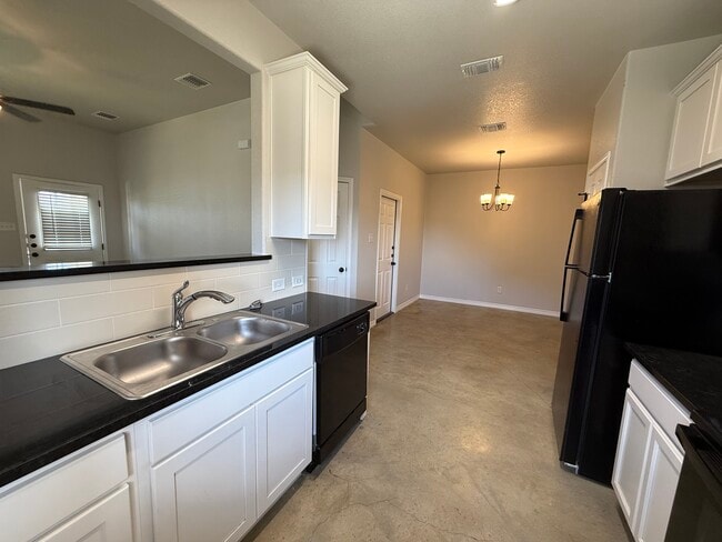 Building Photo - 4026 St Peter Lp