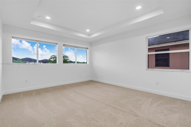 Building Photo - 15540 NW 88th Ave