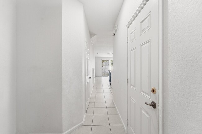 Building Photo - 6720 Cypress Walk Terrace
