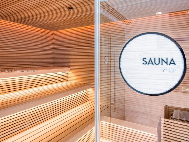 Building Photo - 3131 NE 7th Ave