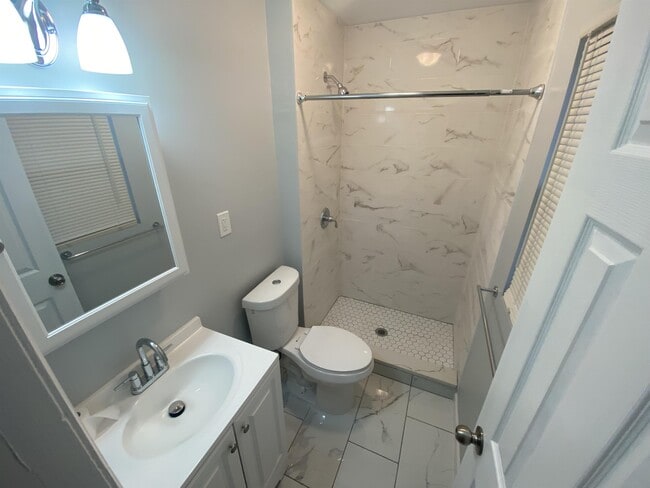 Building Photo - 58 Elderberry Ln