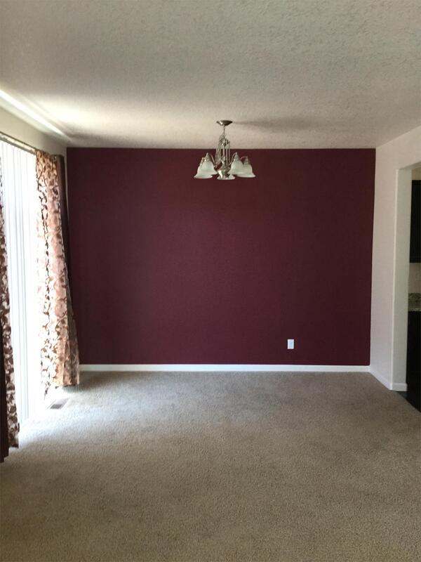 Building Photo - 3395 SE Meadowview Way