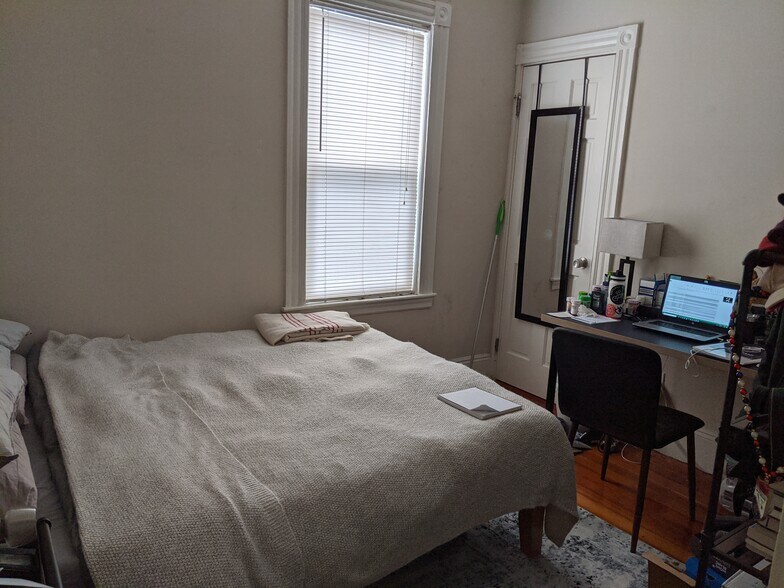 Building Photo - 37 Sudan St