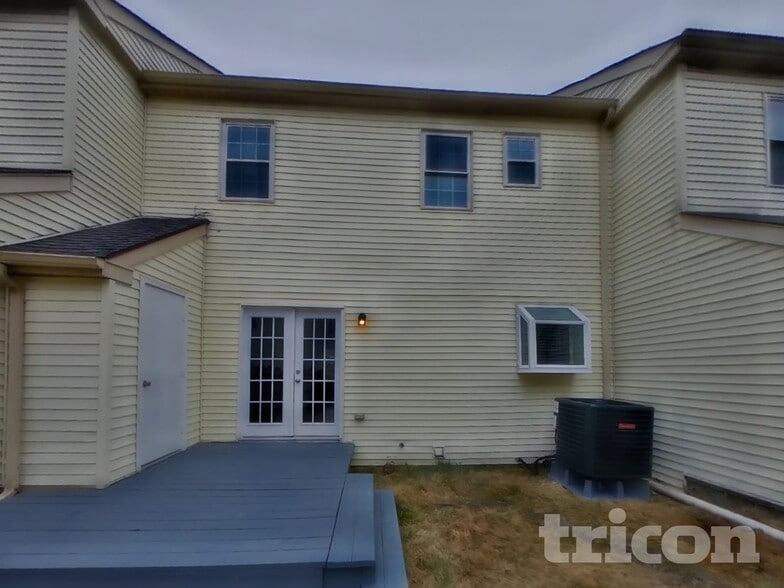 Building Photo - 275 Zieglerville Rd