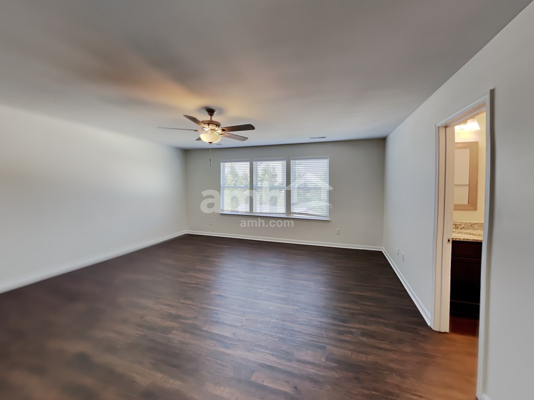 Building Photo - 404 Moses Rhyne Dr