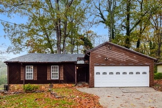 Building Photo - 4902 N Redan Cir