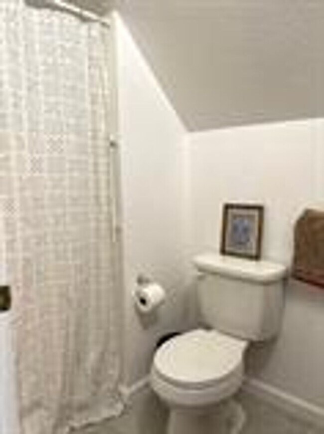 Building Photo - 3BR/2BA Mountain Home – 3–6 Month Lease in...