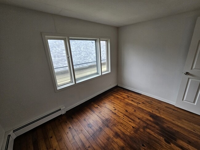 Building Photo - 3714 E 50th St