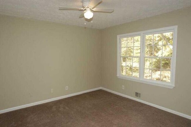 Building Photo - Ridge Forest Townhome for Rent