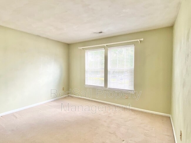 Building Photo - 102 Prescott Ct