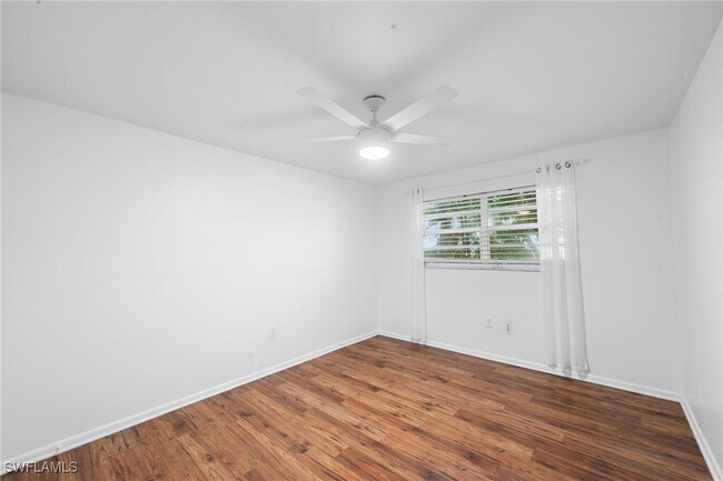 Building Photo - 4290 Gulfstream Dr