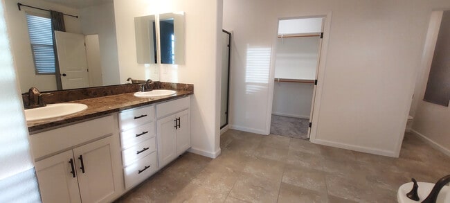 Building Photo - 4567 Juneberry Dr
