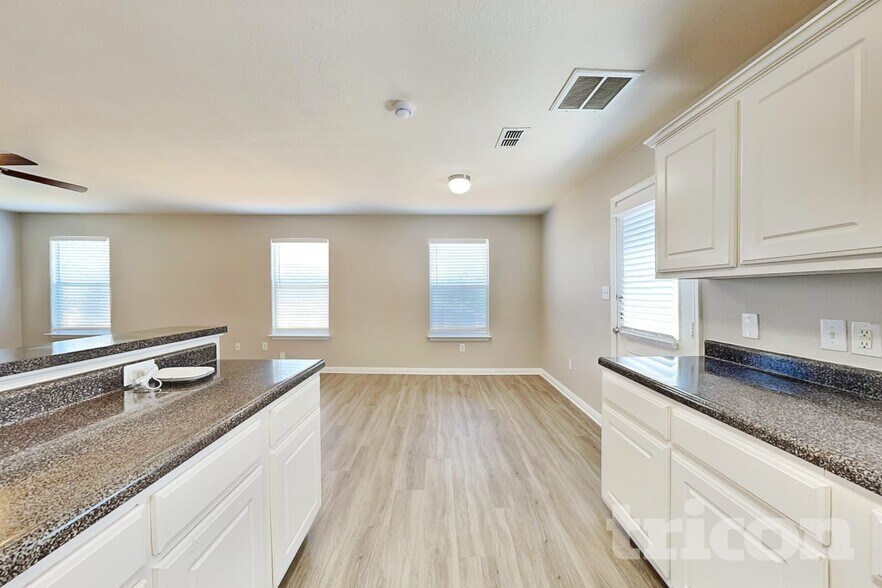 Building Photo - 11106 Indian Canyon