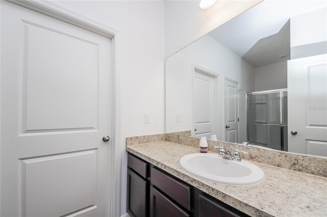 Building Photo - 162 Hidden Lk Lp