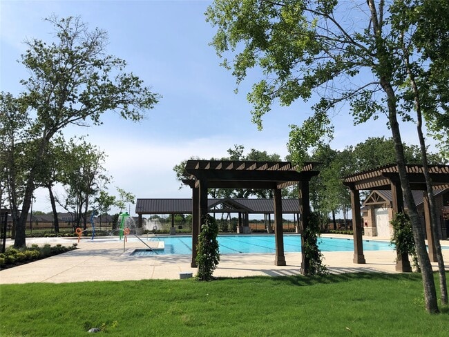 Building Photo - 8319 Divot Trce