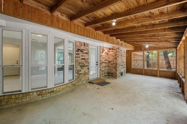 Building Photo - 2019 N Meadow Way Cir
