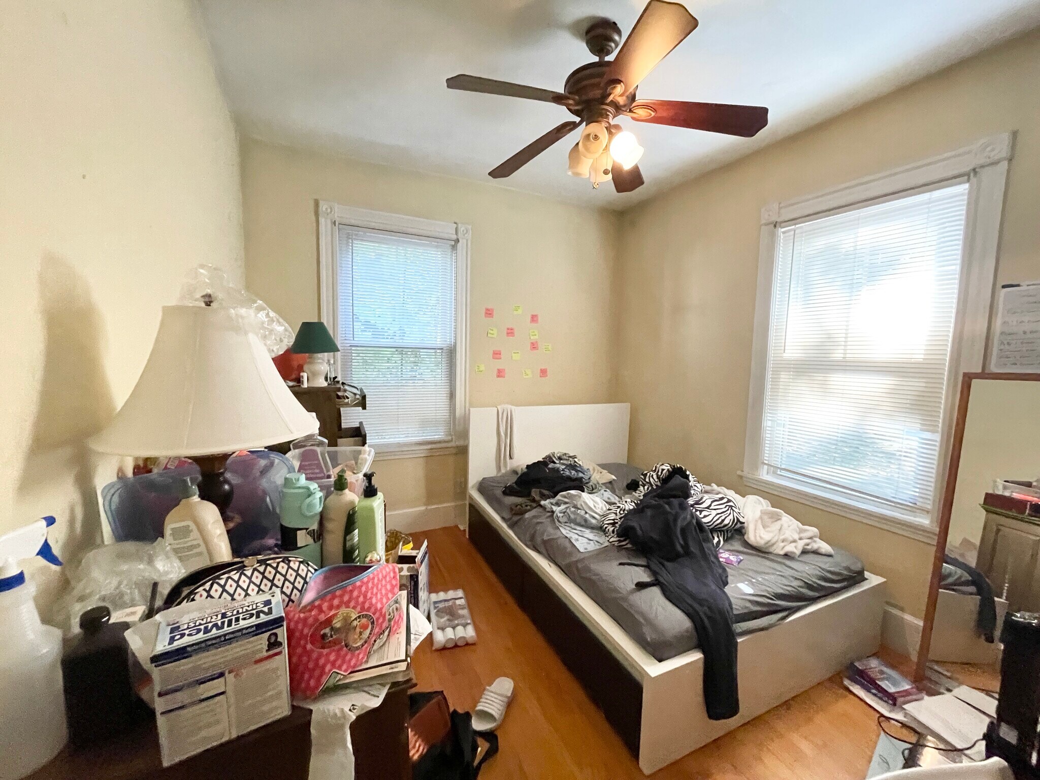 Building Photo - 112 Hillside St