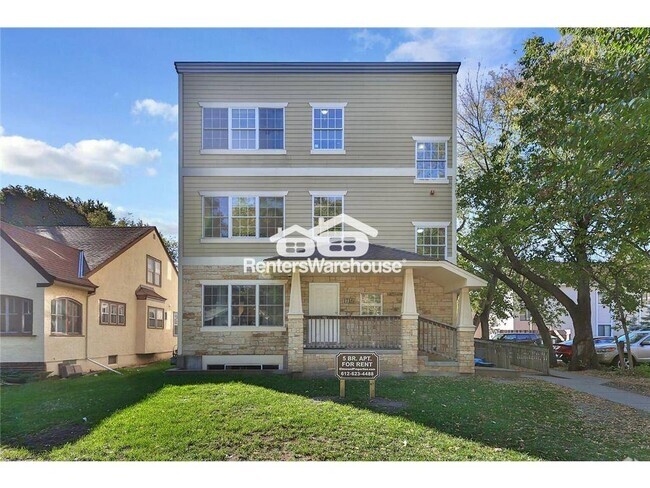 Building Photo - 1716 Rollins Ave SE