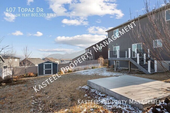 Building Photo - 407 Topaz Dr