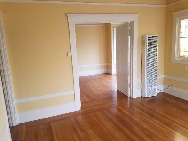 Building Photo - 2 bedroom in San Francisco CA 94121