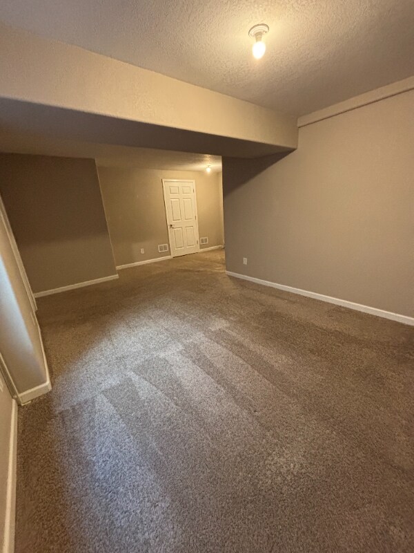 Building Photo - 6107 Kochia Ct