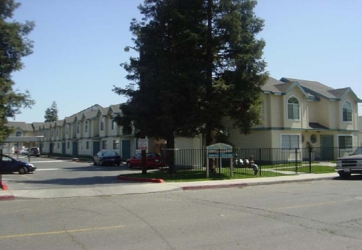 Building Photo - Turtle Creek Townhomes