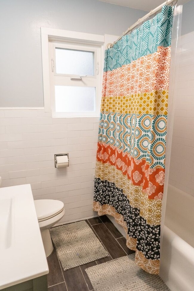 Building Photo - 4Bd/1.5Ba Seattle House