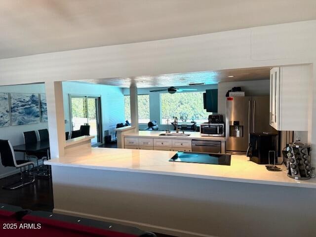 Building Photo - 4428 E Willow Ave