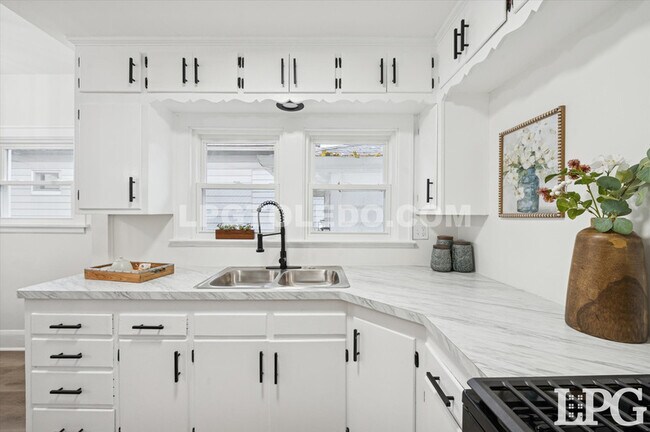 Building Photo - 4113 Packard Rd