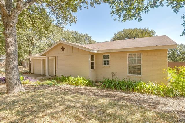 Building Photo - 7036 Crabtree Ln
