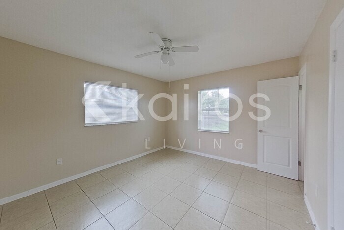 Building Photo - 2441 Healy Dr