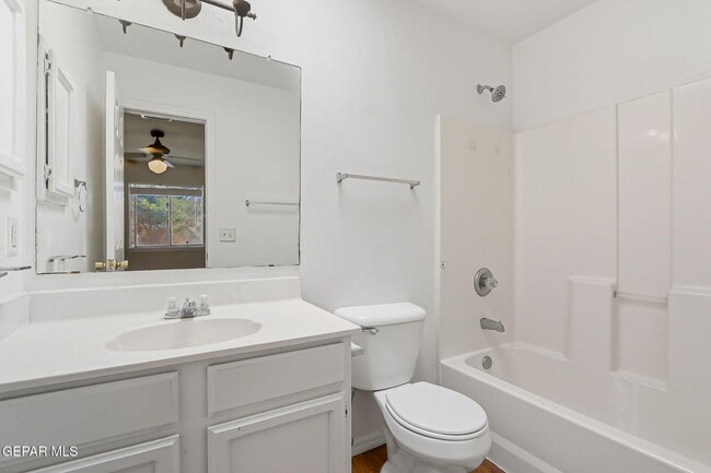 Building Photo - 12504 Jon Evans Dr