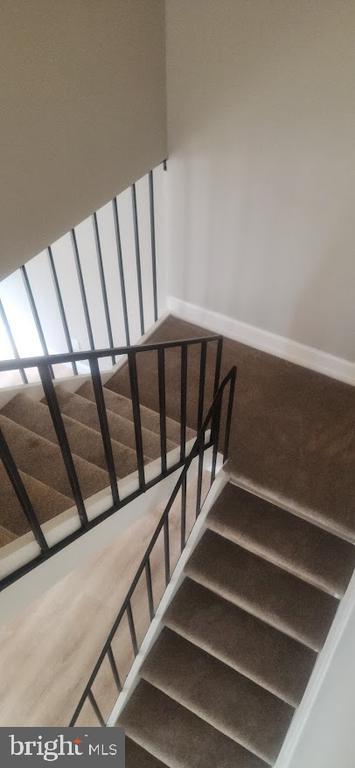 Building Photo - 15 Queen Anne Ct