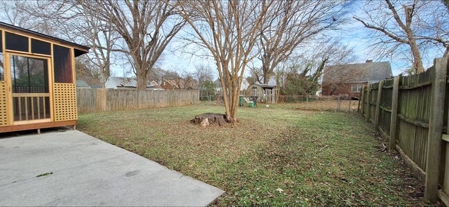 Building Photo - 711 Lafayette Ave