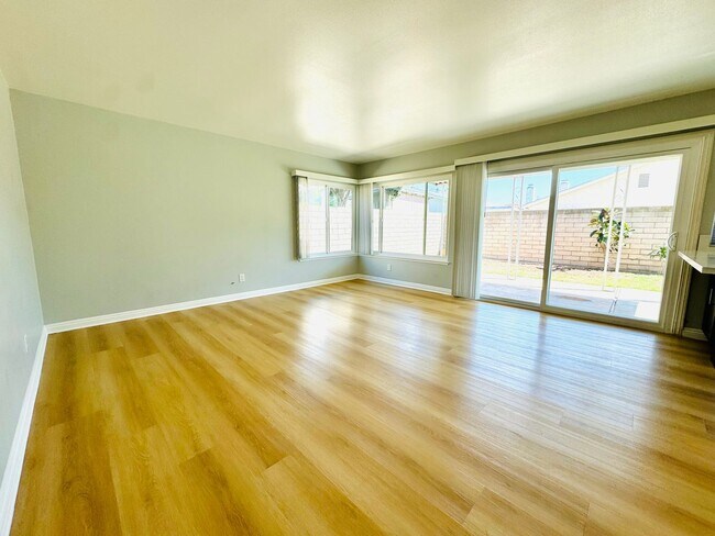 Building Photo - Cerritos, home