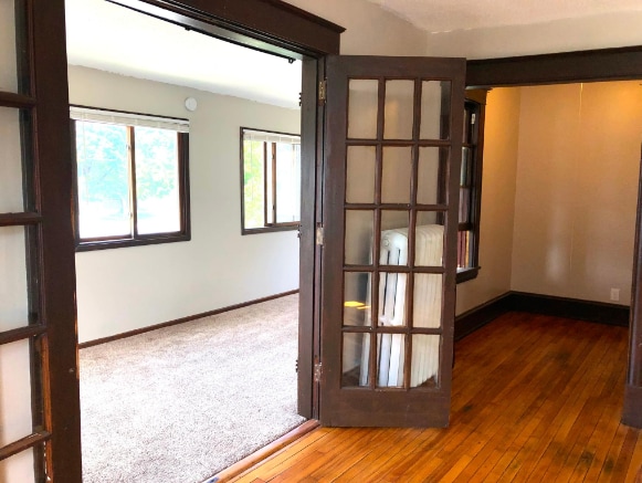Additional Den at the front of the unit - 2805 Grand Ave S