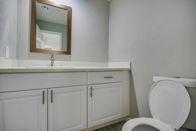 Building Photo - 923 Cranberry Hill Ct