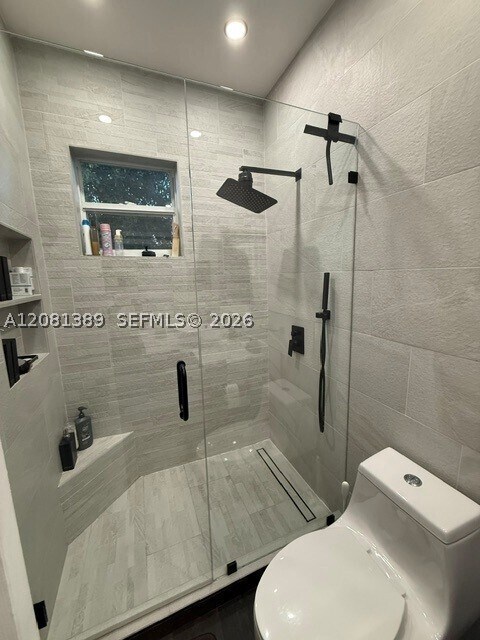 Building Photo - 692 NW 170th Terrace