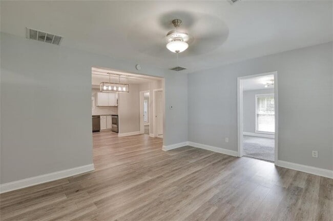 Building Photo - 74 Rountree Rd