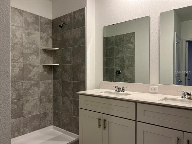 Building Photo - 5822 Le Marin Wy