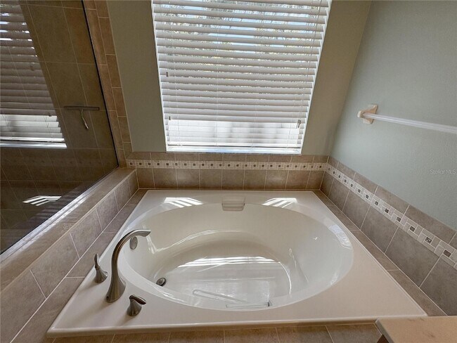 Building Photo - 5822 Tulip Flower Dr