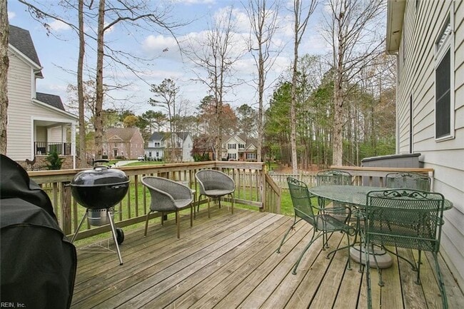 Building Photo - 5681 Regal Ct