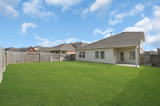 Building Photo - 21503 Flowering Gdn Ln