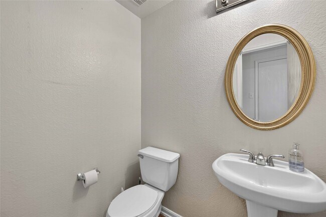 Building Photo - 14123 Autumn Ridge Trail Dr
