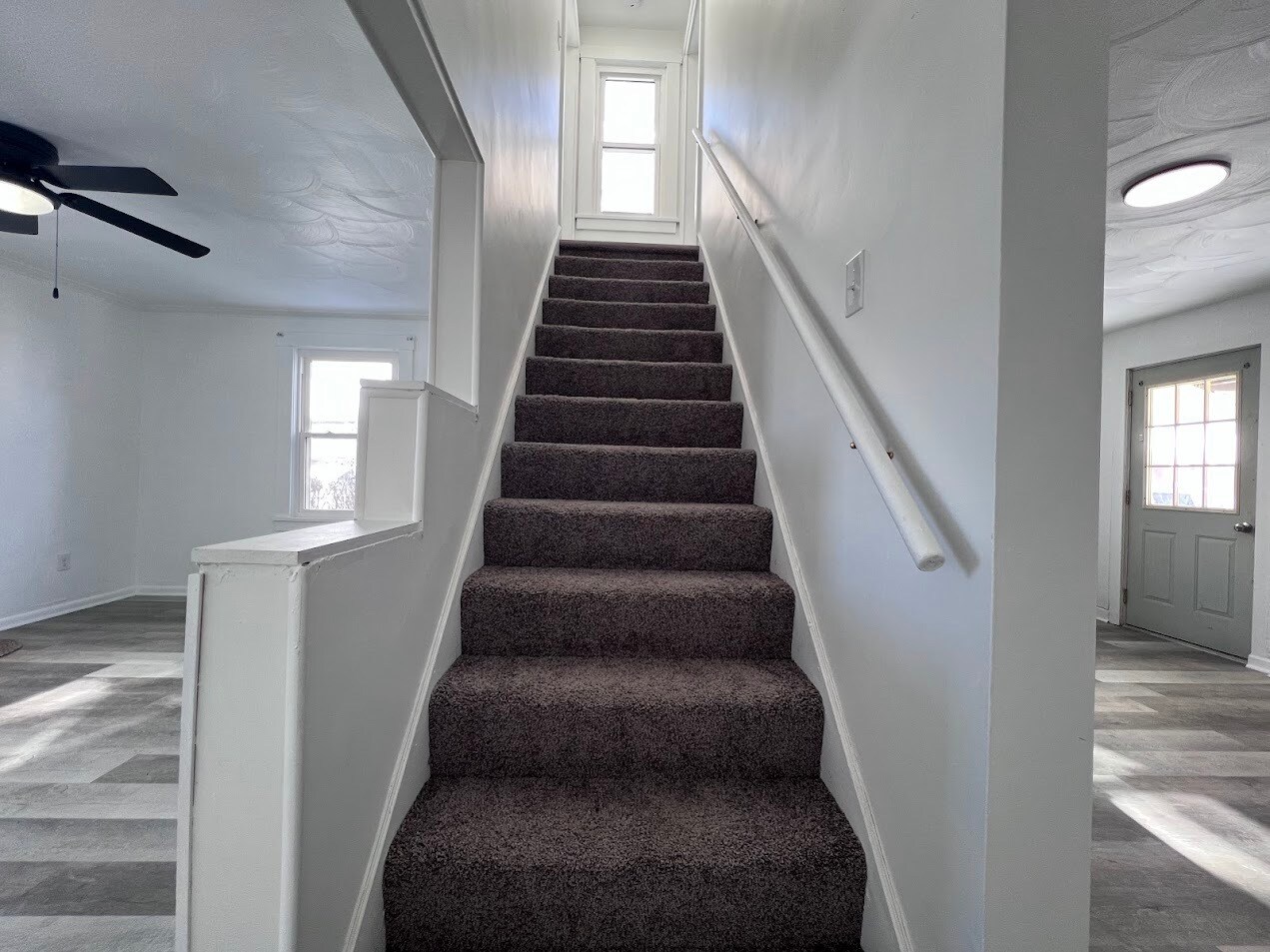 Building Photo - 866 Miller Ave